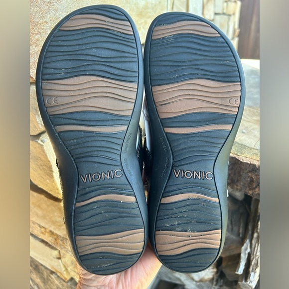 VIONIC Rest Floriana Black toe post Sandals w/Eye-Catching Beaded Design Sz-6. N - Picture 12 of 12